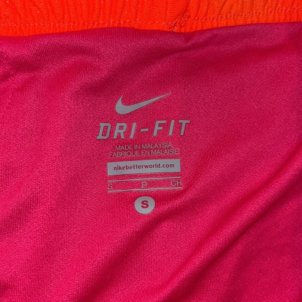 Nike Dri Fit Women’s Running Shorts Size S Small Pink Orange EUC